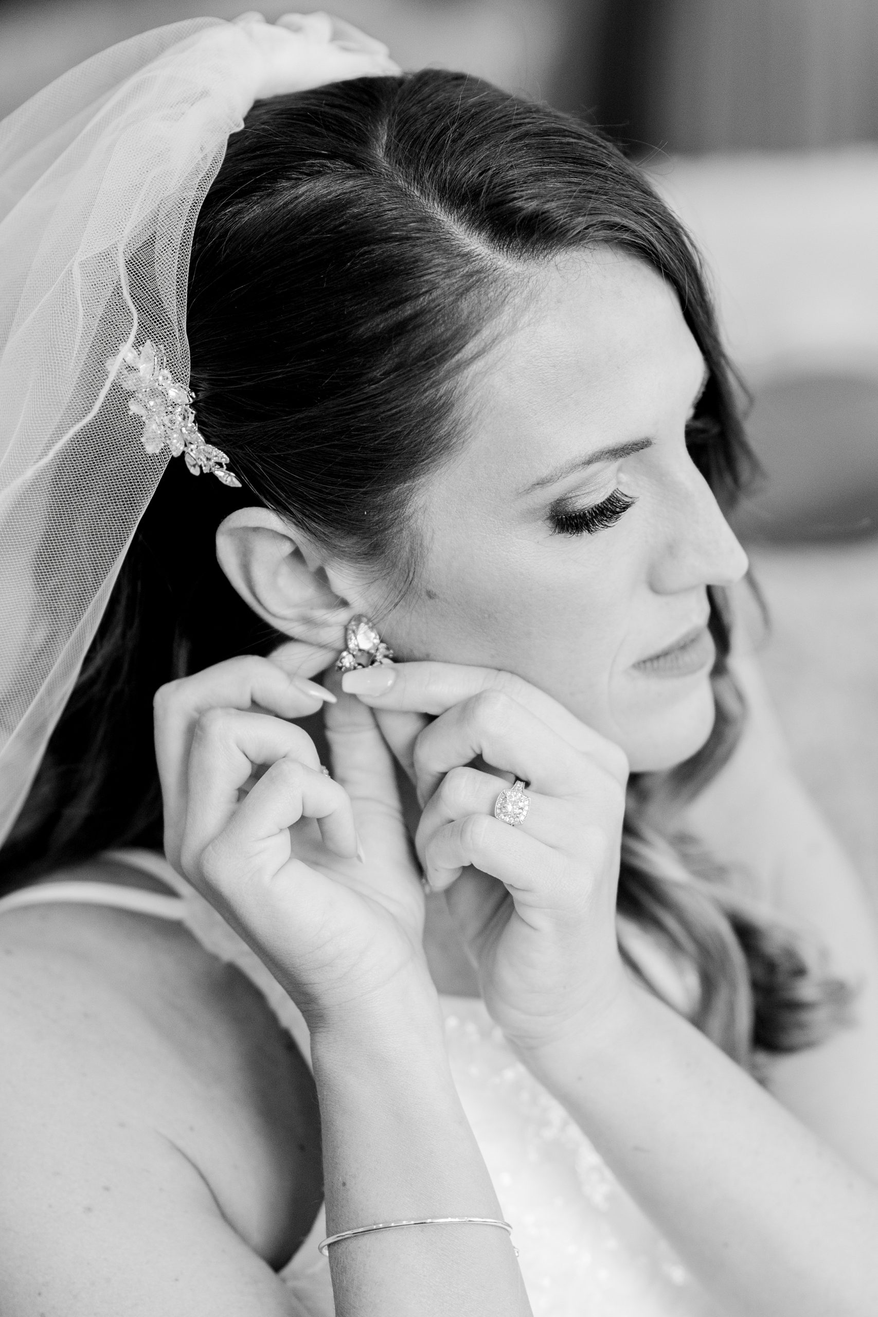 Bride getting ready at Mission Inn | Orlando Wedding Photographer