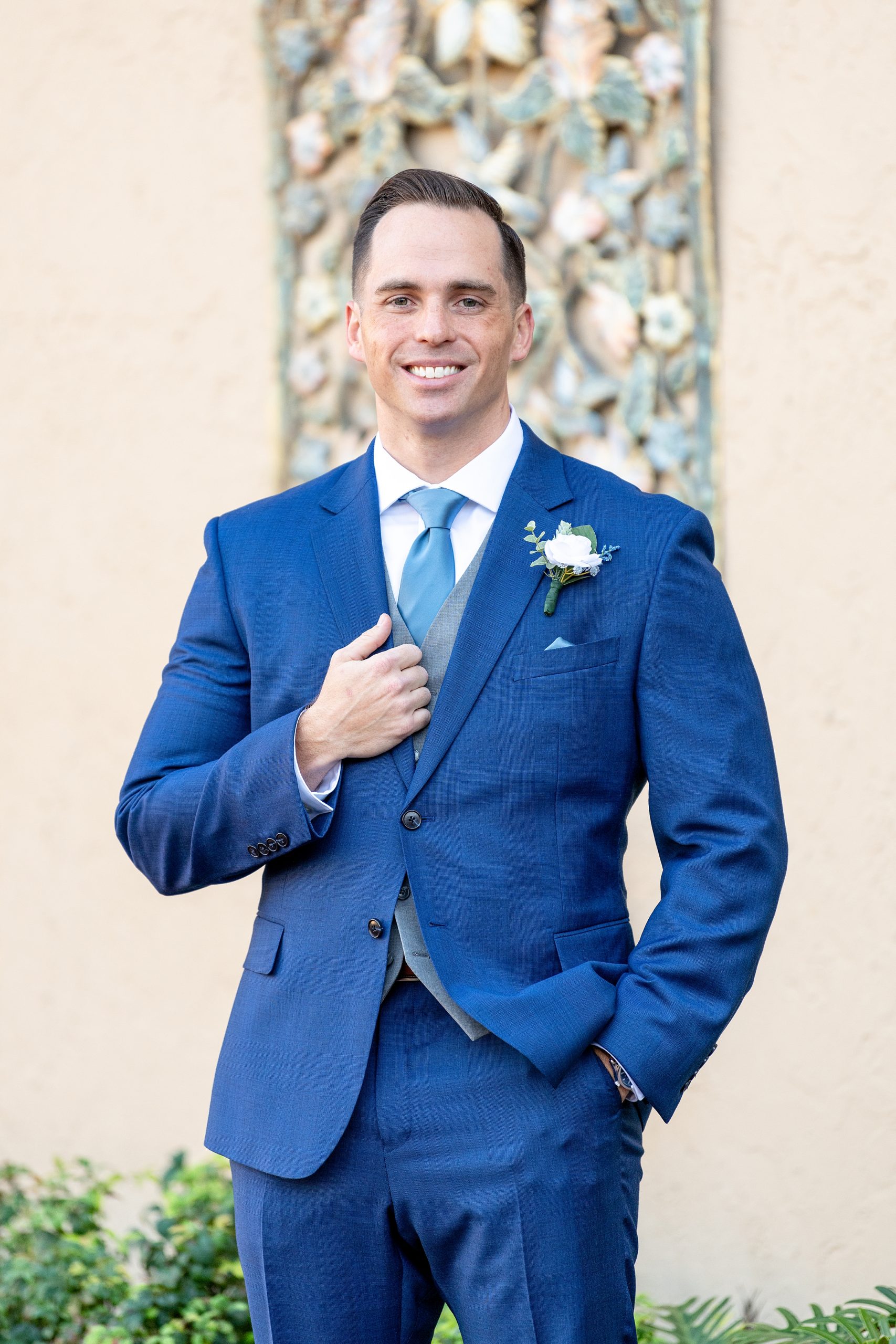 Groom Portraits | Mission Inn Resort Wedding