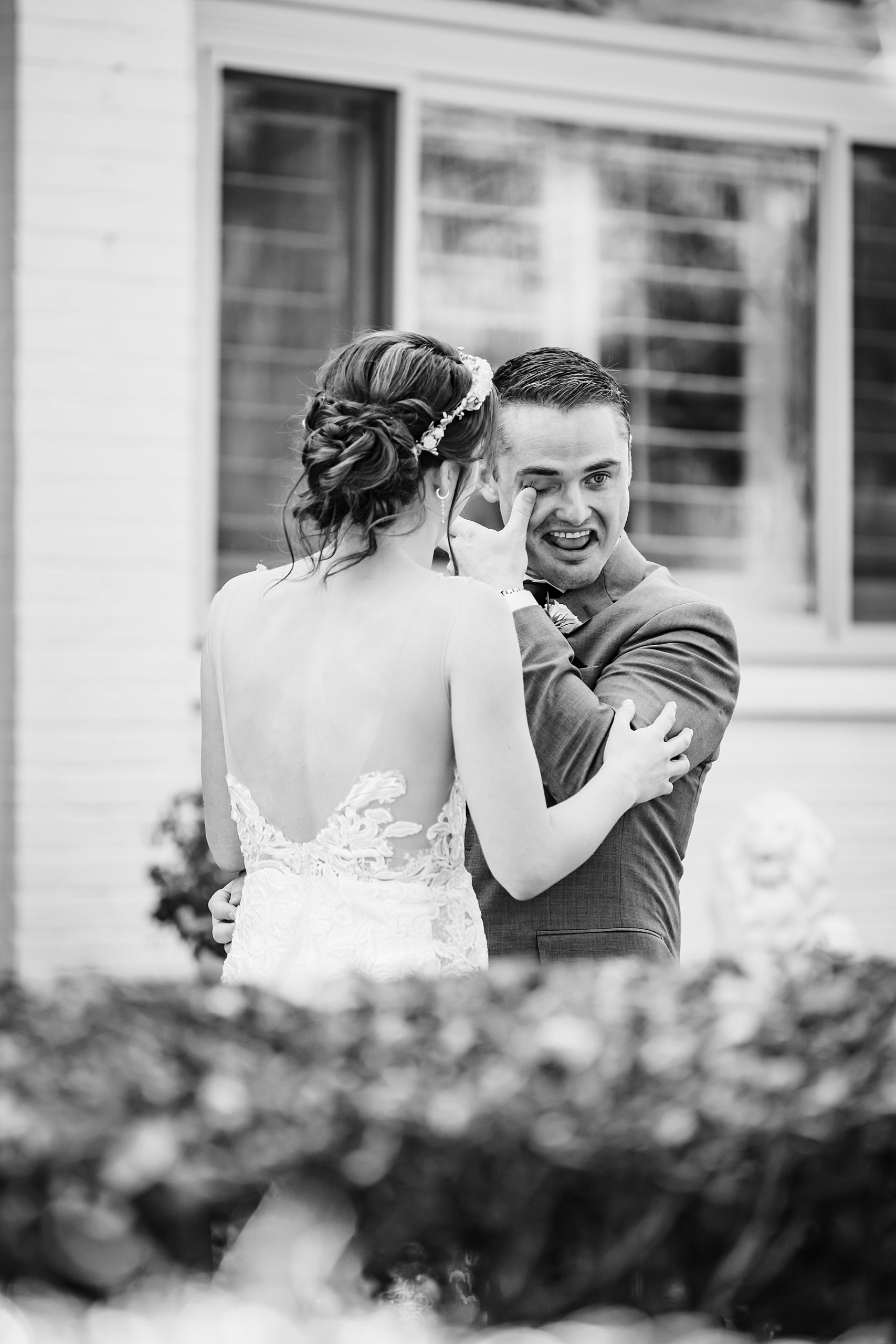 Grooms reaction at first look | Town Manor | Chynna Pacheco Photography