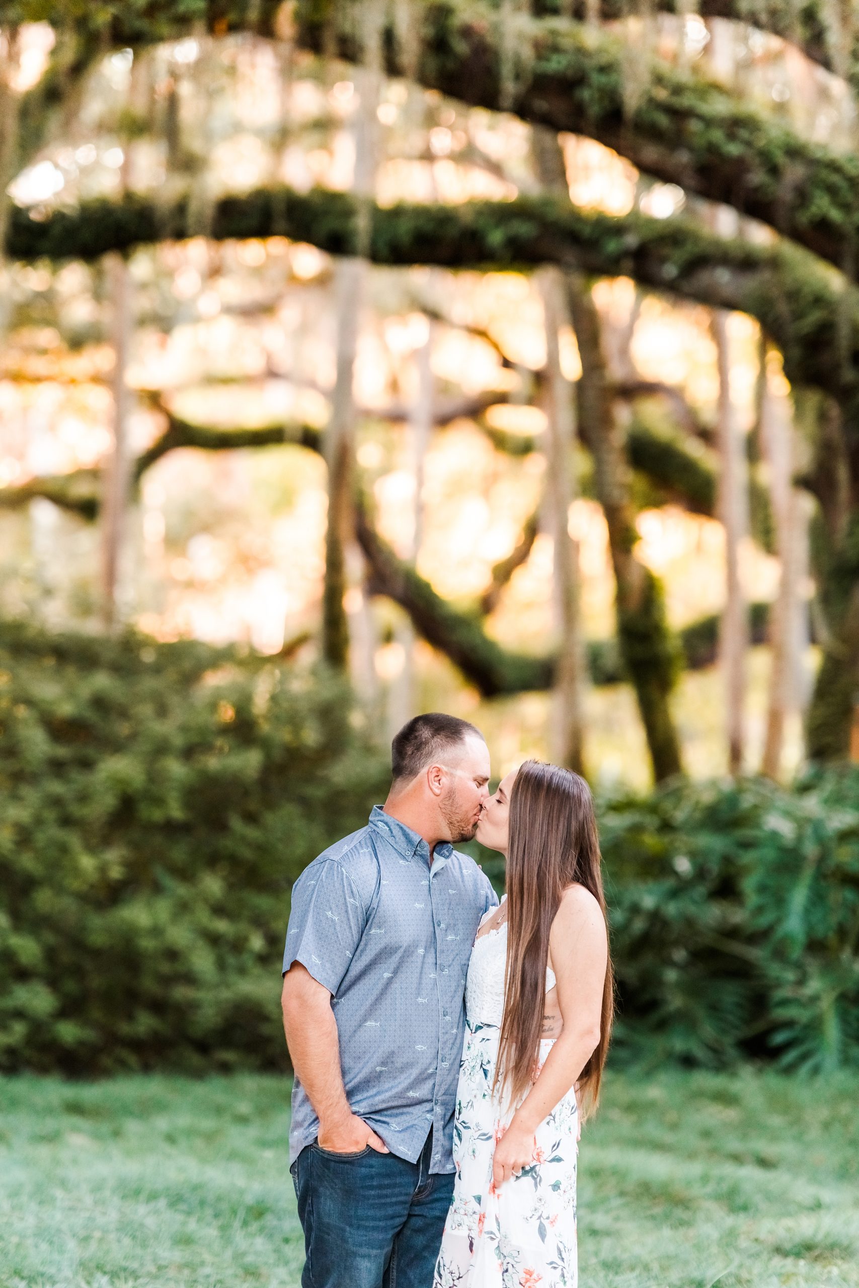 Orlando Wedding Photographer | Washington Oaks Engagement | Chynna Pacheco Photography-6